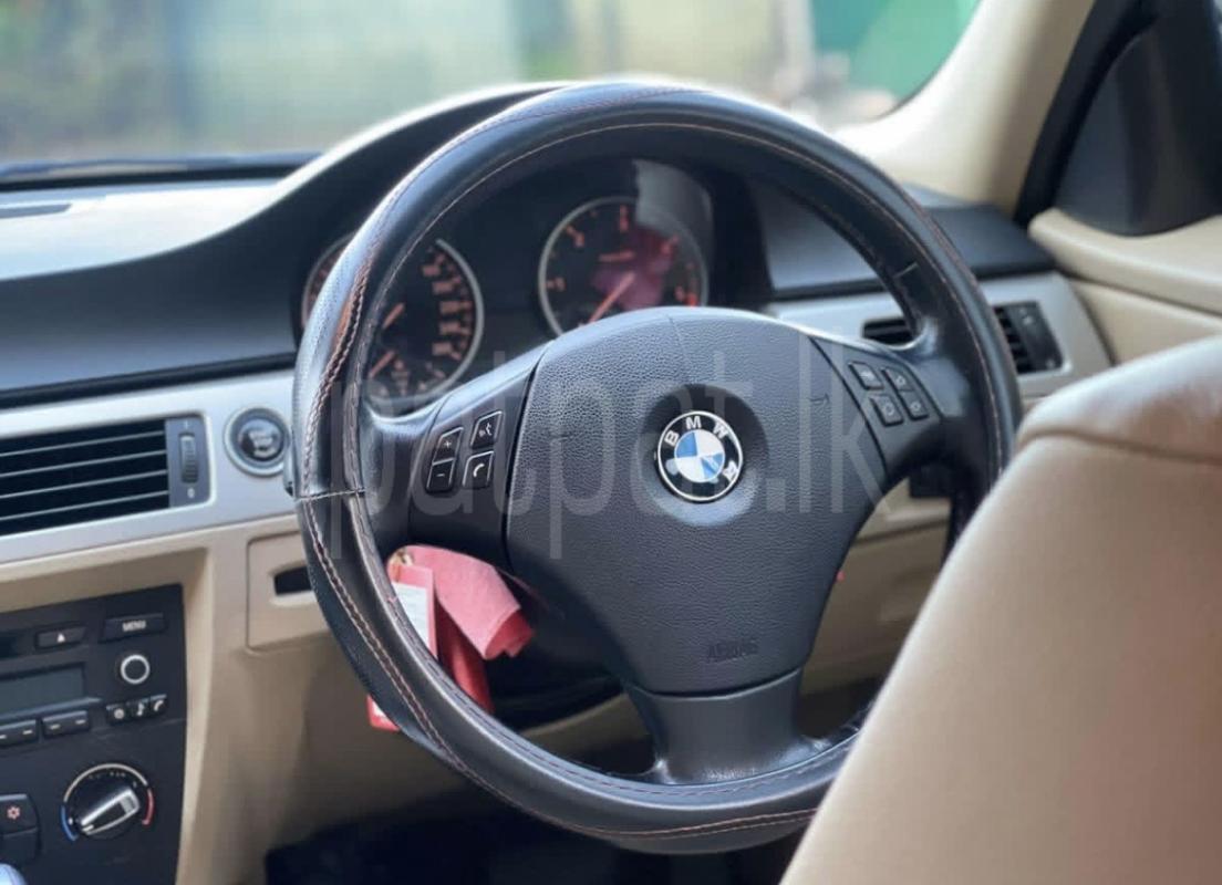 BMW 320I 2011 - பயன்படுத்தப்பட்டது கார் sale in Sri Lanka - patpat.lk