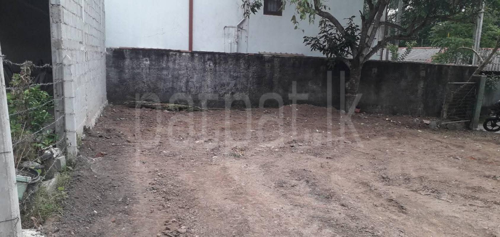 Commercial Land for Sale in Kotte ads-image-1