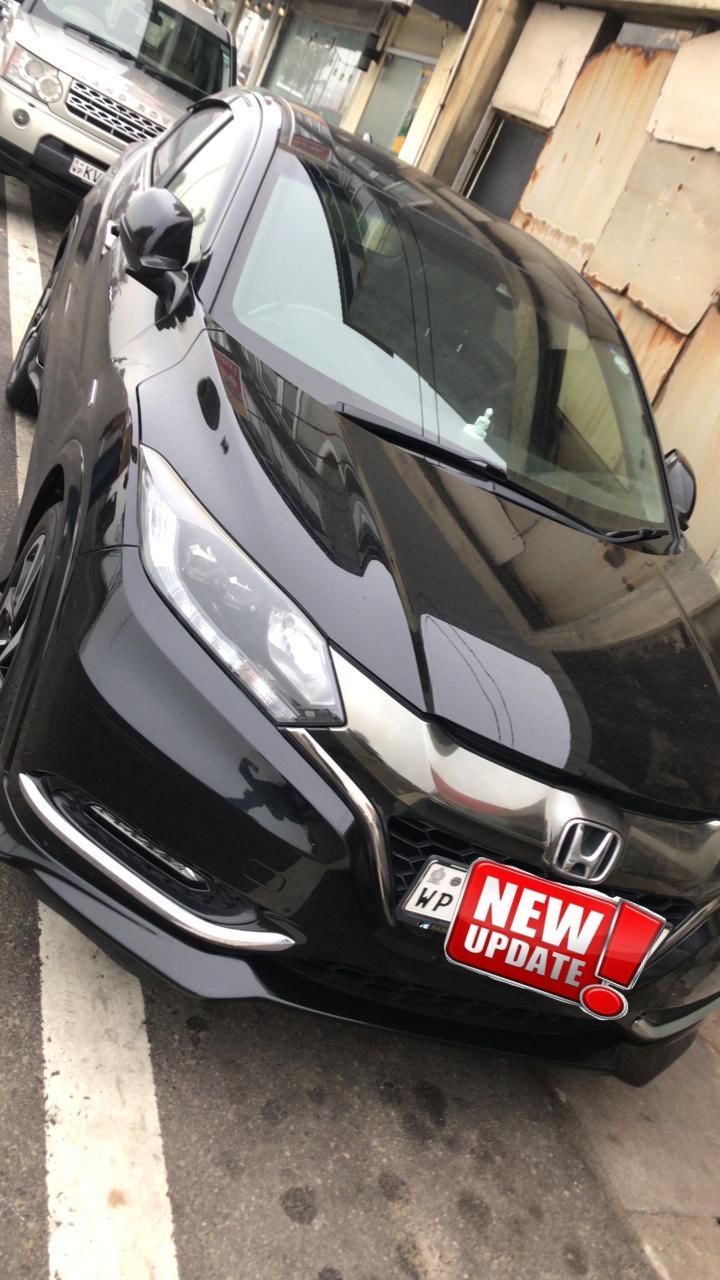 Honda Vezel 2016 - பயன்படுத்தப்பட்டது SUV sale in Sri Lanka - patpat.lk