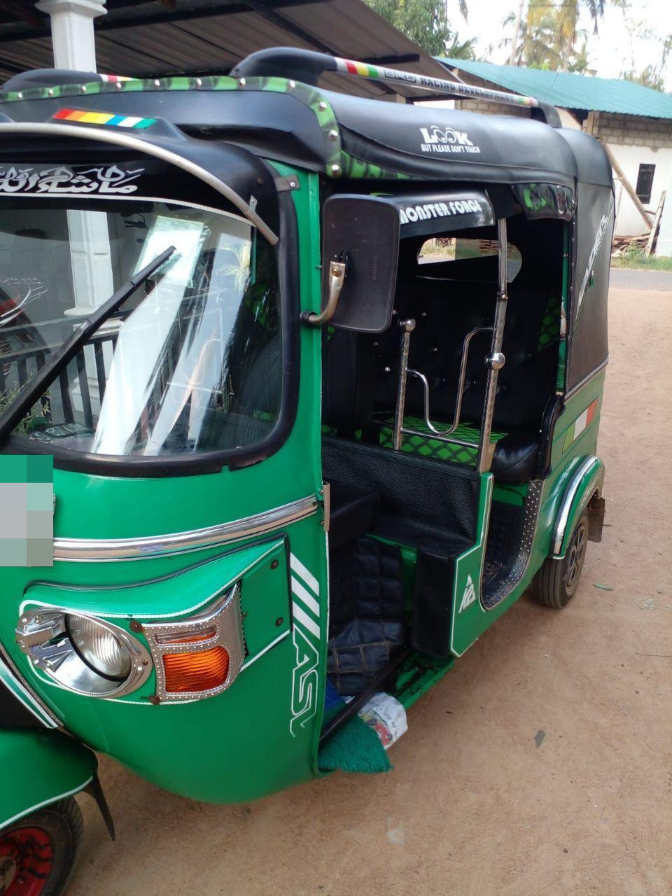 Bajaj Three Wheel 2013 - භාවිතා කරන ලද ත්‍රිරෝද රථය sale in Sri Lanka - patpat.lk