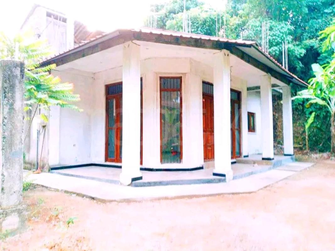 House for Sale in Minuwangoda