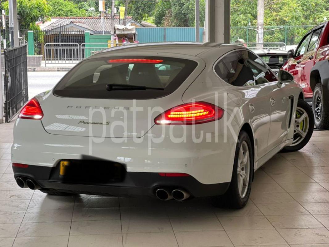 Advertisement image 4