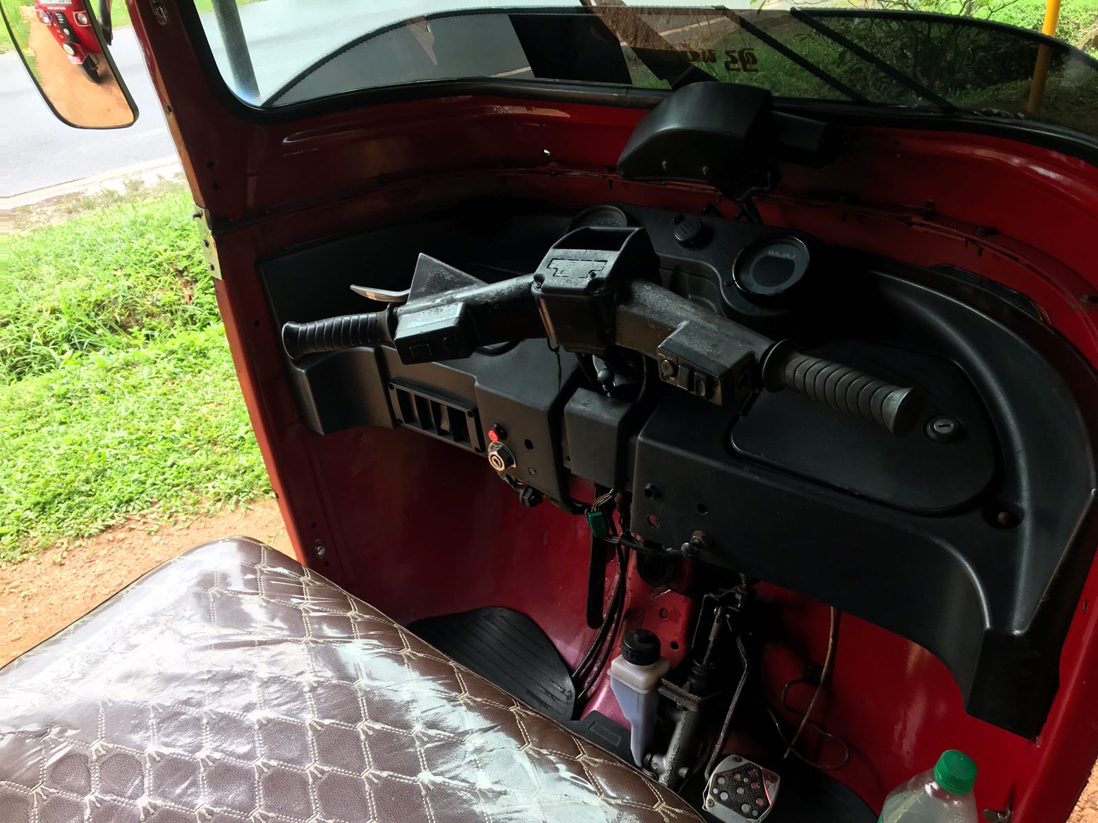 Bajaj Three Wheel 2012 - பயன்படுத்தப்பட்டது முச்சக்கர வண்டி sale in Sri Lanka - patpat.lk