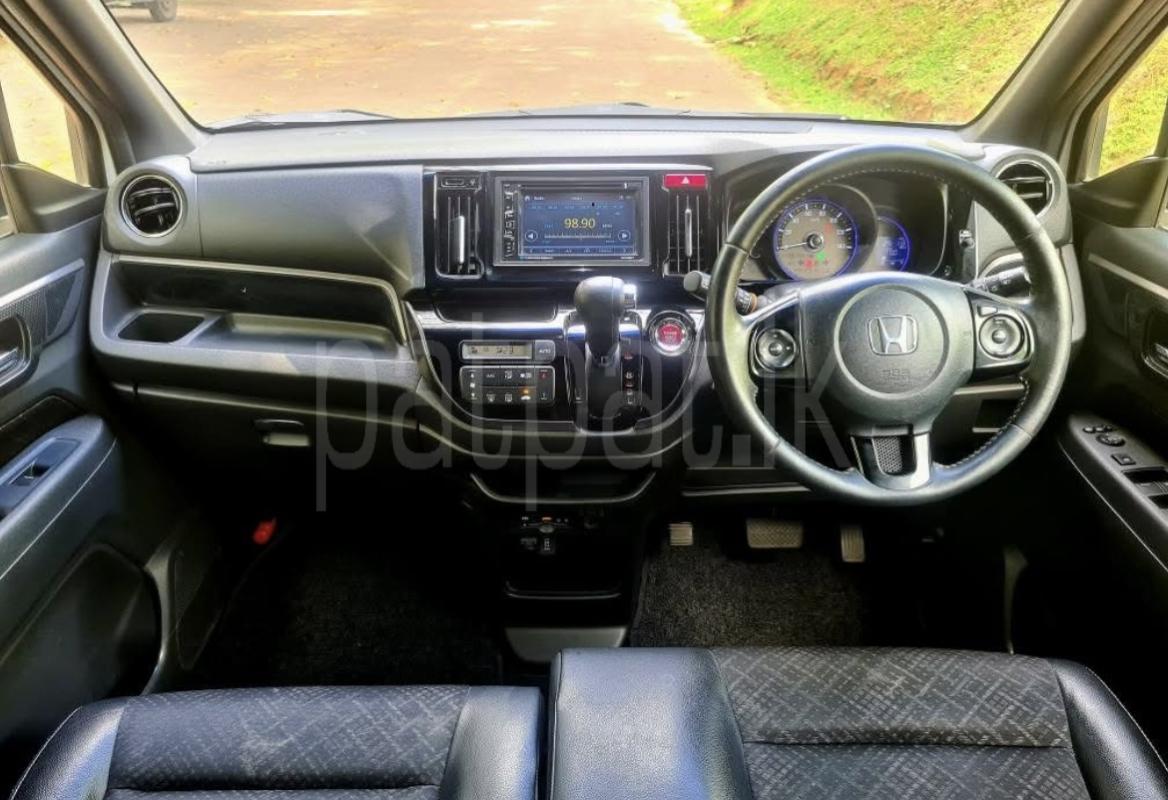 Advertisement image 3