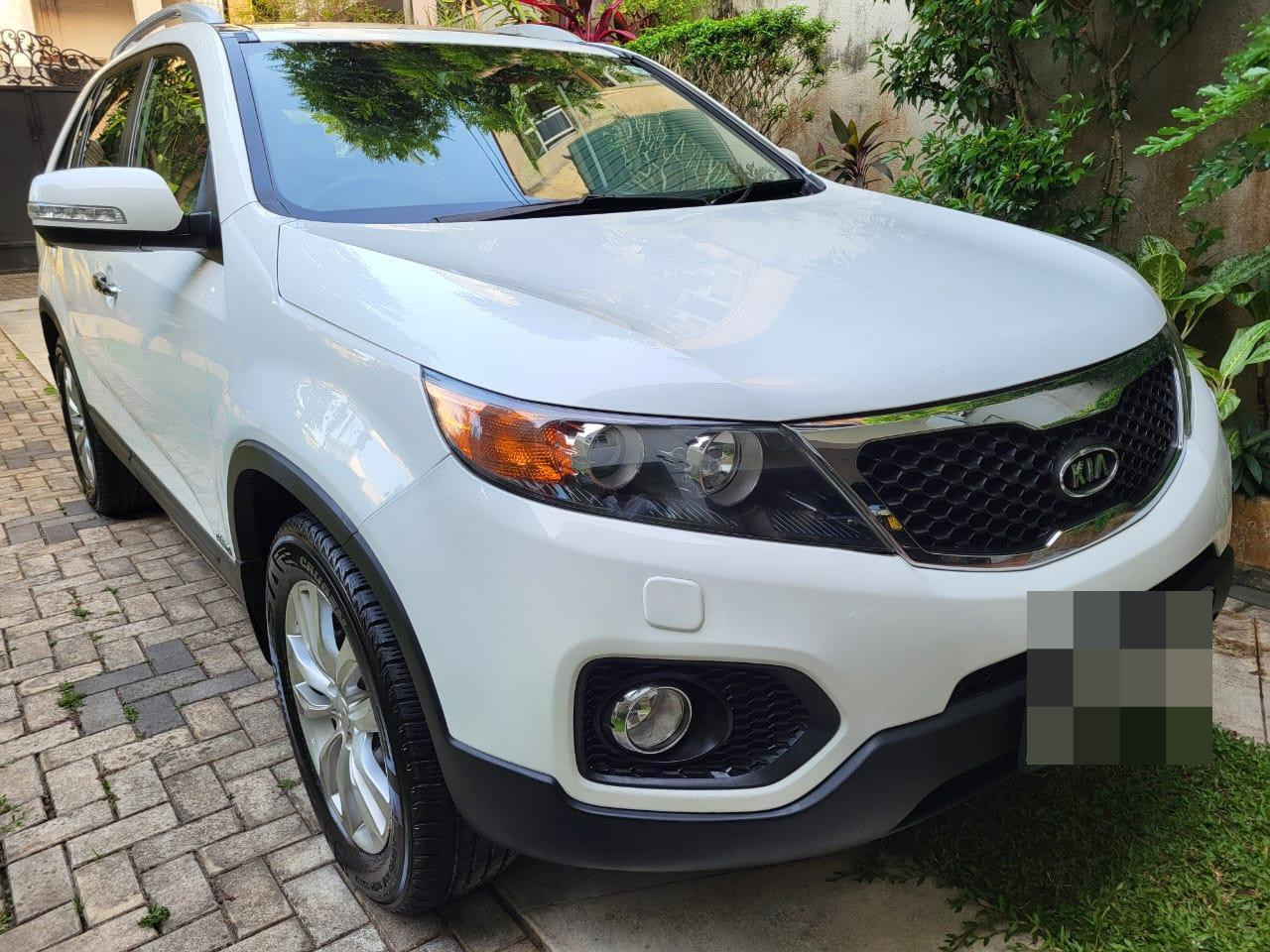 KIA Sorento 2012 - பயன்படுத்தப்பட்டது SUV sale in Sri Lanka - patpat.lk