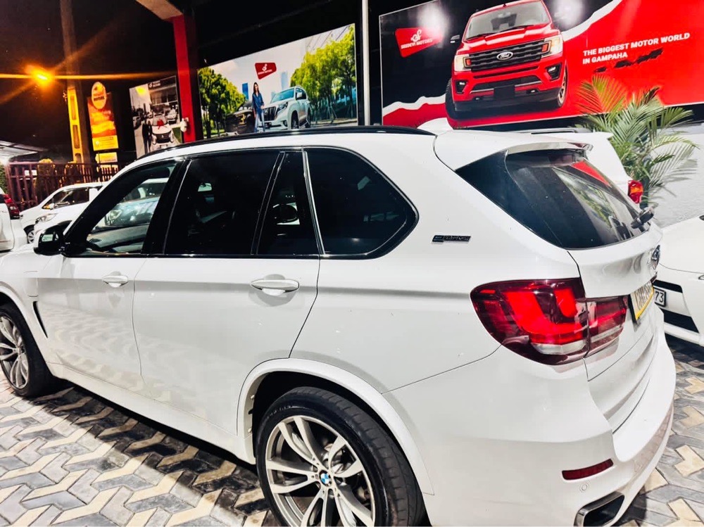 BMW X Series 2015 - භාවිතා කරන ලද SUV රථය sale in Sri Lanka - patpat.lk