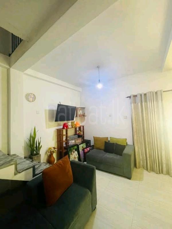 House for Sale in Athurugiriya
