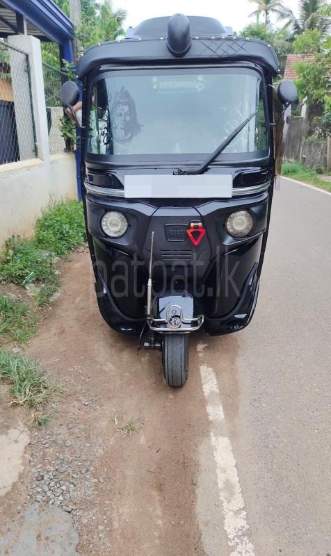 Bajaj Three Wheel 2014 - භාවිතා කරන ලද ත්‍රිරෝද රථය sale in Sri Lanka - patpat.lk