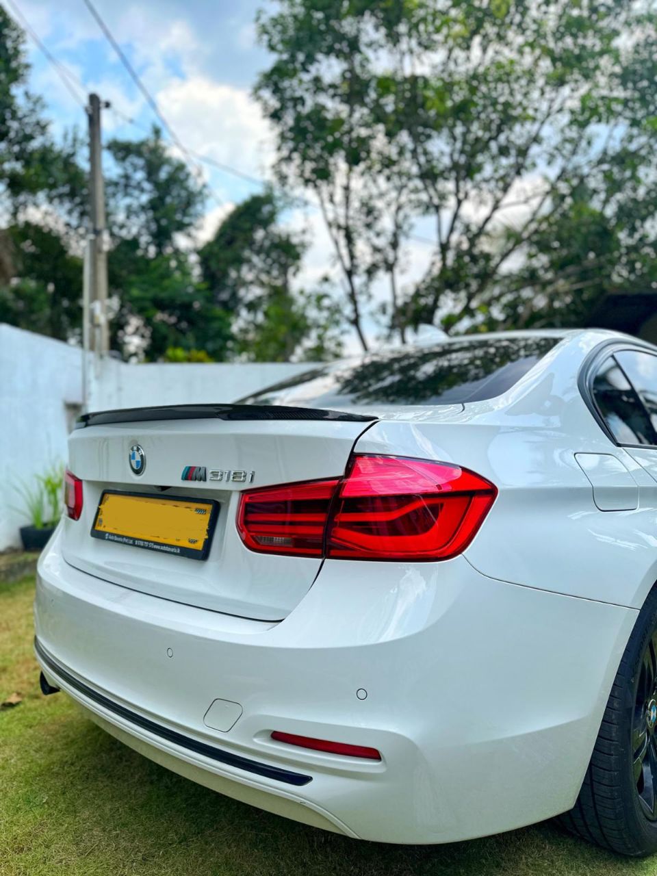 BMW 318i 2017 - Used Car sale in Sri Lanka - patpat.lk