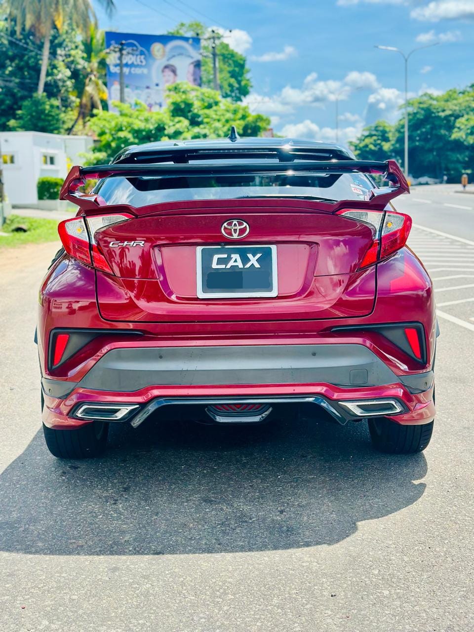 Toyota CHR 2017 - பயன்படுத்தப்பட்டது SUV sale in Sri Lanka - patpat.lk