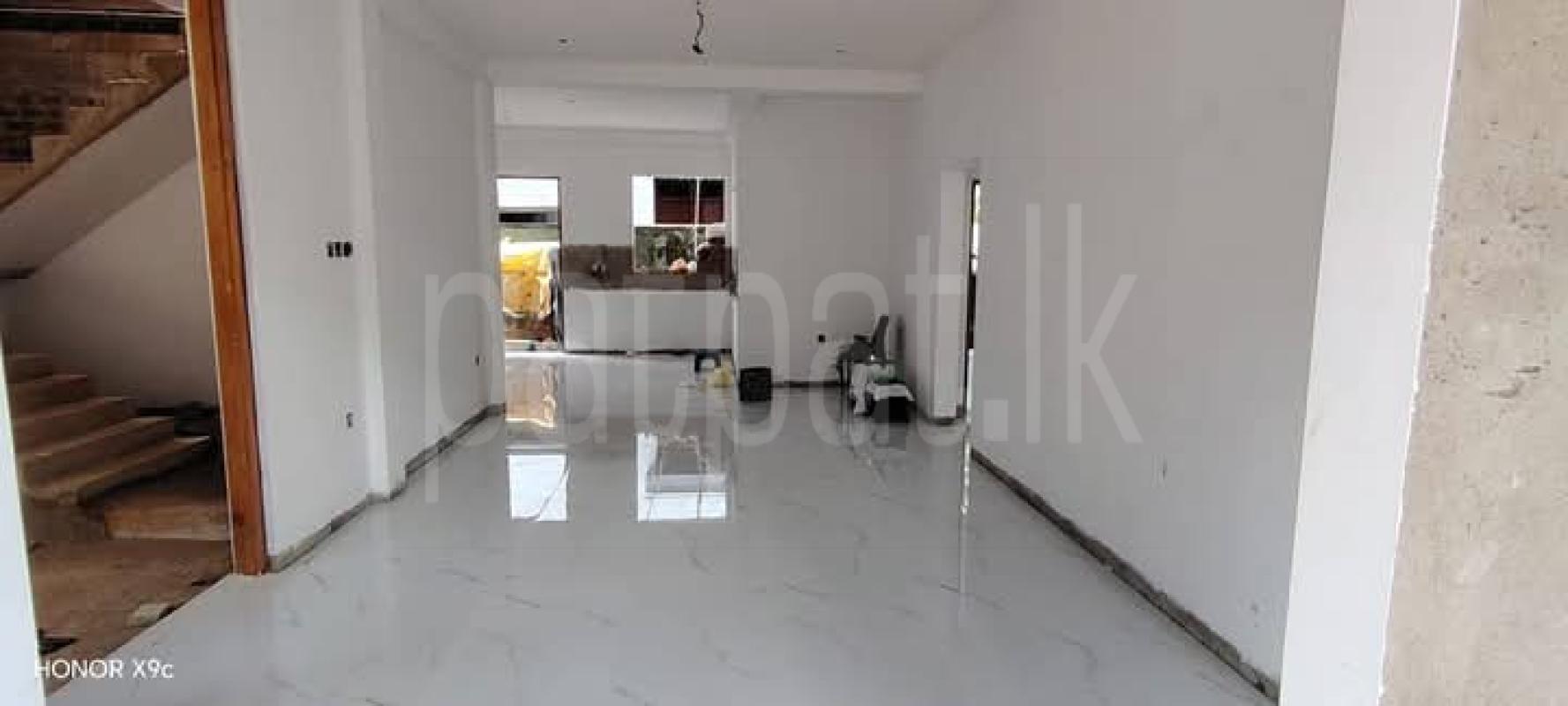 House for Sale in Boralesgamuwa