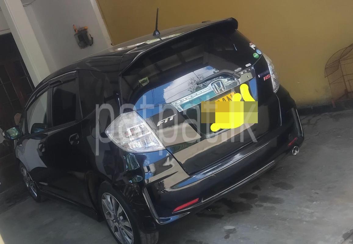 Honda Fit 2012 - பயன்படுத்தப்பட்டது கார் sale in Sri Lanka - patpat.lk