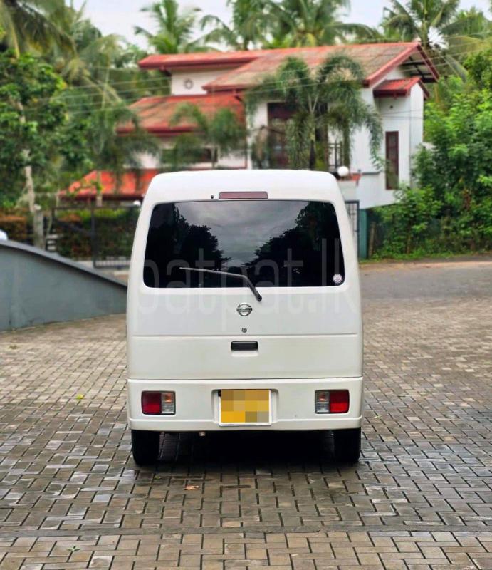 Nissan Clipper 2014 - பயன்படுத்தப்பட்டது வேன் sale in Sri Lanka - patpat.lk