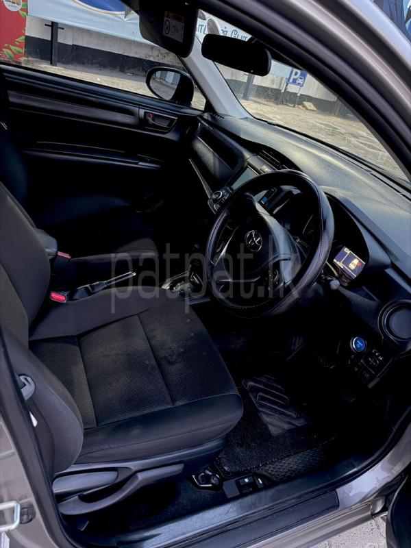 Toyota Axio 2024 - Used Car sale in Sri Lanka - patpat.lk