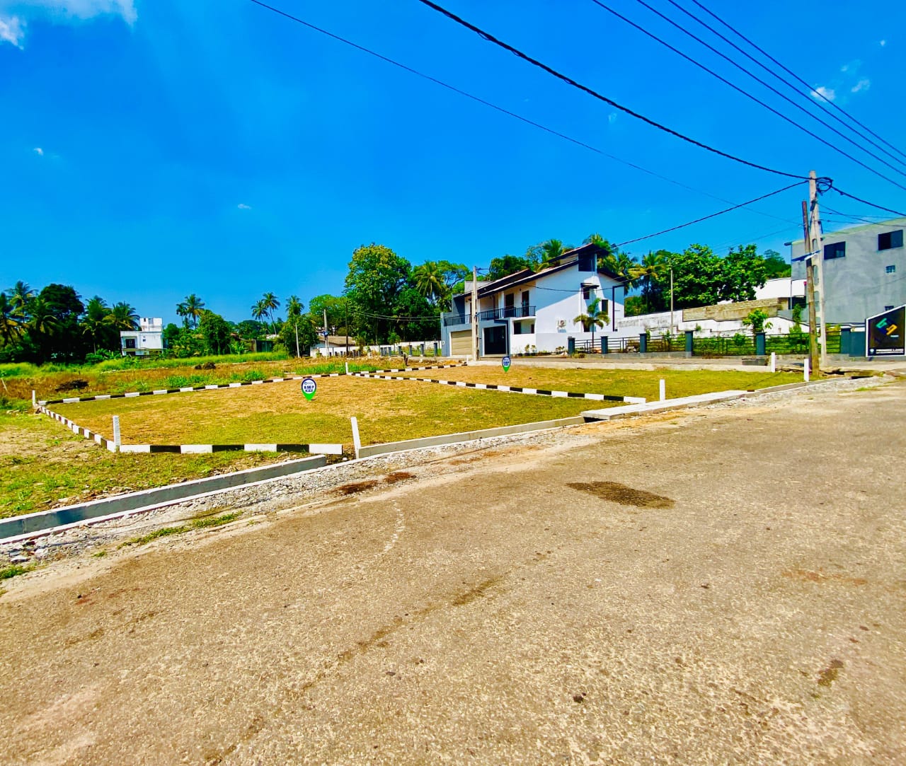 Commercial Land for Sale in Athurugiriya