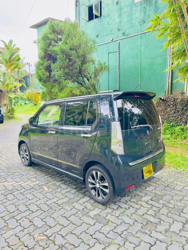 Advertisement image 3