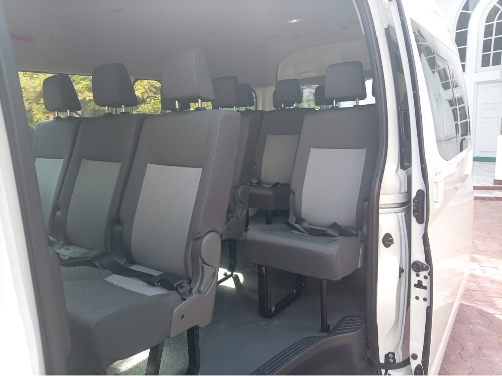 Toyota Commuter 2025 - Brand New Van sale in Sri Lanka - patpat.lk