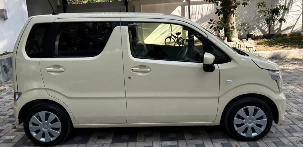 Suzuki Wagon R 2024 - சான்றளிக்கப்பட்டது கார் sale in Sri Lanka - patpat.lk