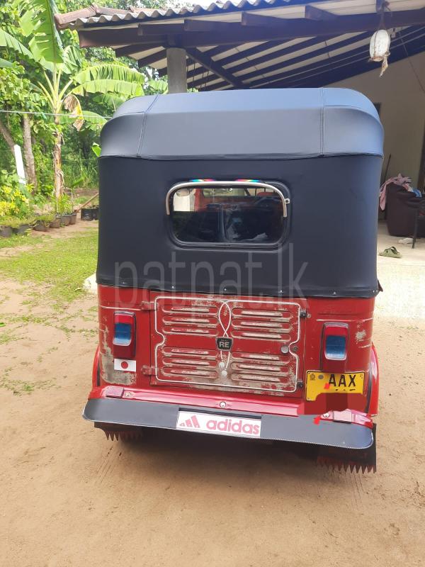 Bajaj 4 stroke 2015 - பயன்படுத்தப்பட்டது முச்சக்கர வண்டி sale in Sri Lanka - patpat.lk