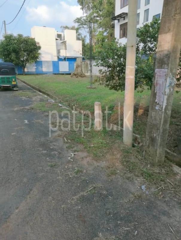 Commercial Land for Sale in Kahathuduwa