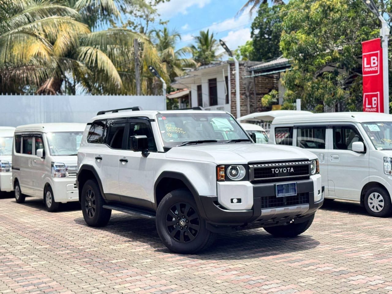 Toyota Land Cruiser Prado 2024 - மறுசீரமைக்கப்பட்டது SUV sale in Sri Lanka - patpat.lk