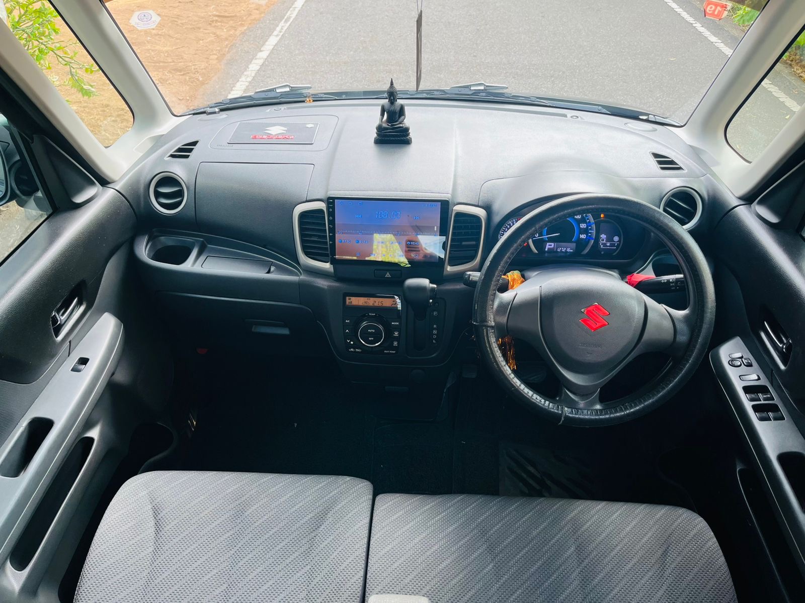 Suzuki Wagon R 2015 - பயன்படுத்தப்பட்டது கார் sale in Sri Lanka - patpat.lk