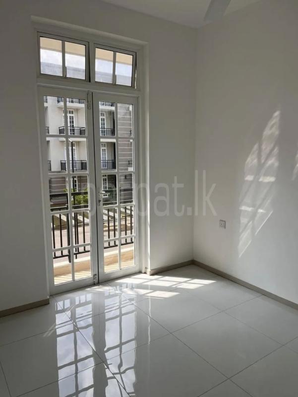 House for Rent in Yakkala ads-image-1