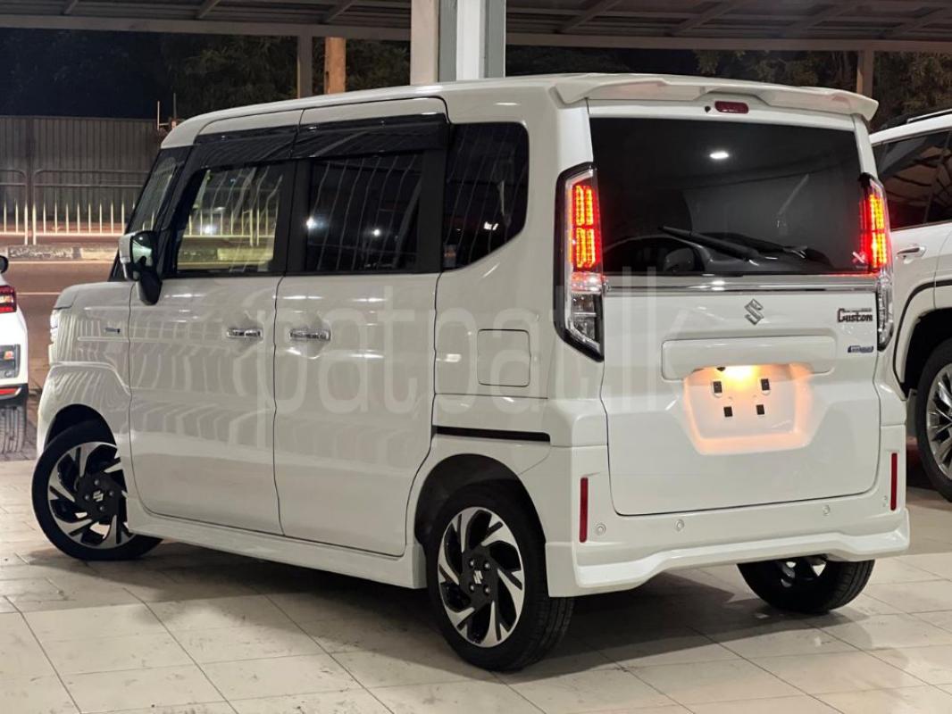 Advertisement image 1