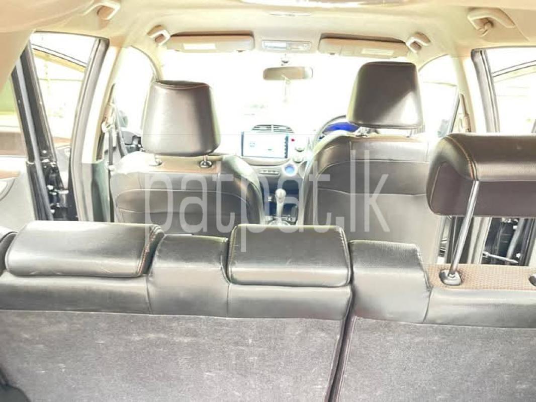 Advertisement image 6