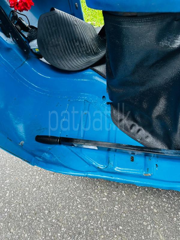 Bajaj 2 stroke 2006 - பயன்படுத்தப்பட்டது முச்சக்கர வண்டி sale in Sri Lanka - patpat.lk