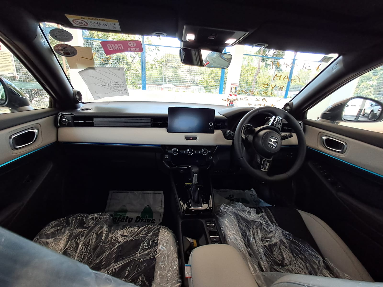 Honda Vezel 2025 - අලුත් SUV රථය sale in Sri Lanka - patpat.lk