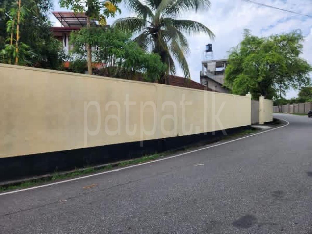 House for Sale in Pita Kotte