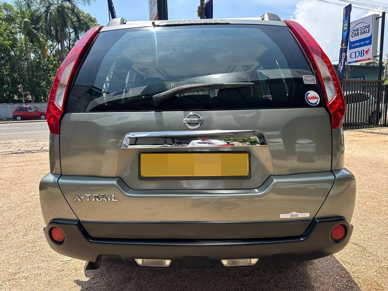 Nissan X Trail 2013 - பயன்படுத்தப்பட்டது SUV sale in Sri Lanka - patpat.lk