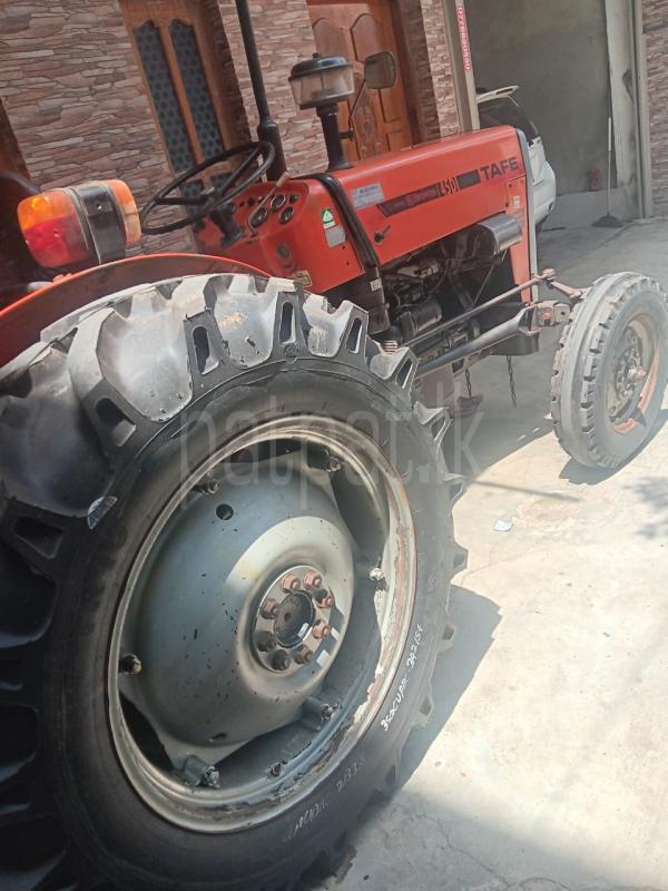 Advertisement image 4