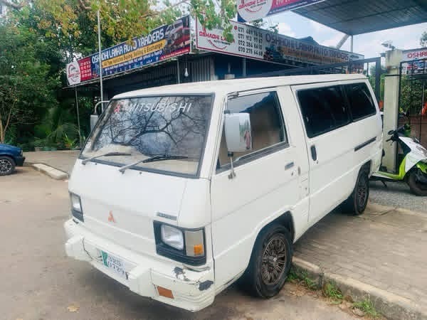 Mitsubishi Delica 1998 ads-image-1