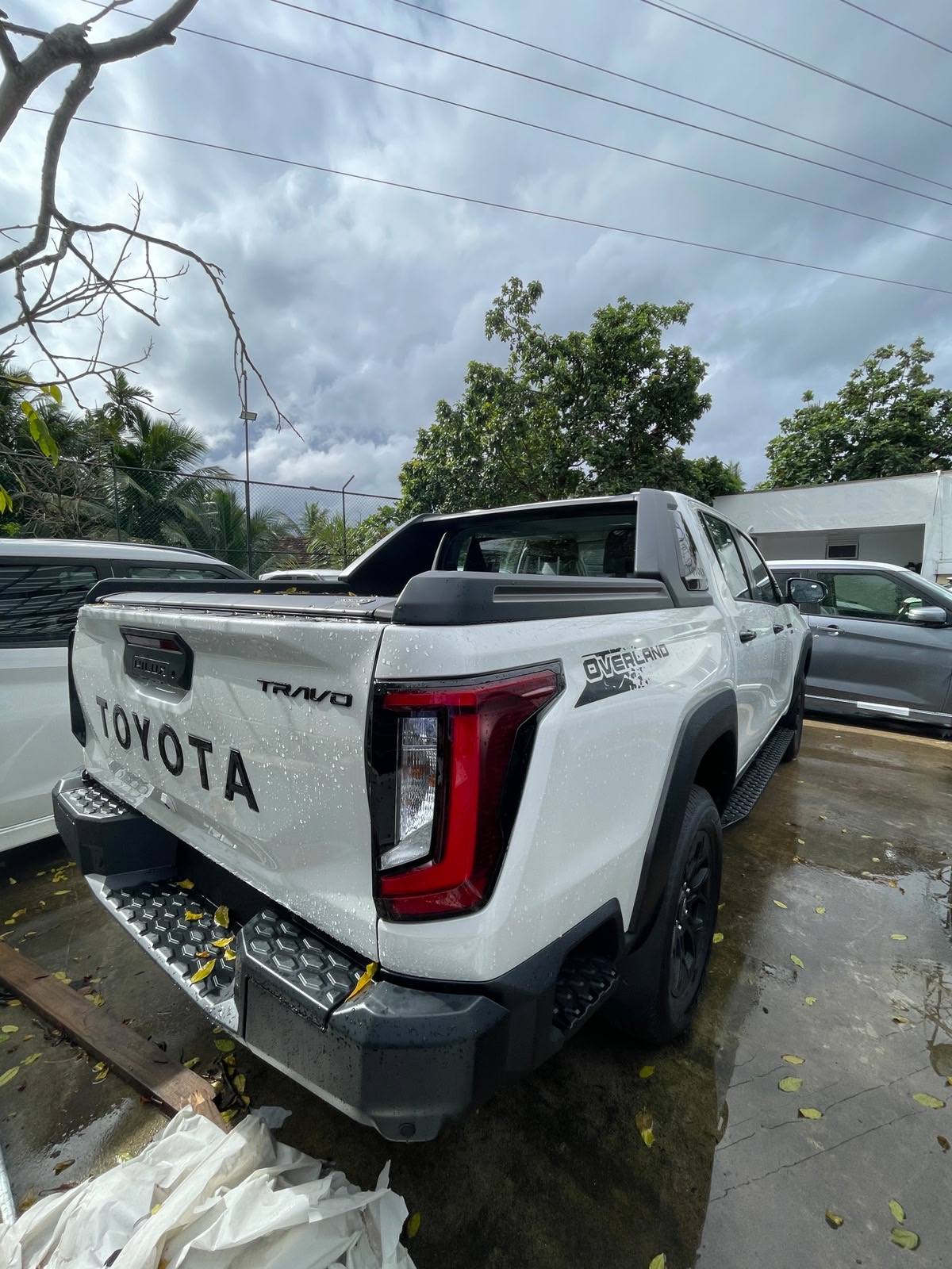 Toyota Hilux 2026 - අලුත් භාණ්ඩ ප්‍රවාහන sale in Sri Lanka - patpat.lk