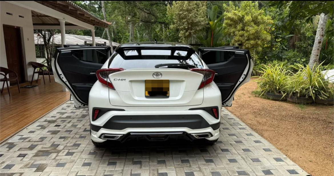 Toyota CHR 2019 - பயன்படுத்தப்பட்டது SUV sale in Sri Lanka - patpat.lk
