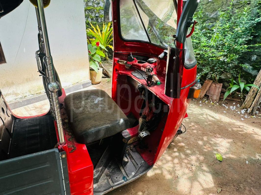 Bajaj 2 stroke 2007 - பயன்படுத்தப்பட்டது முச்சக்கர வண்டி sale in Sri Lanka - patpat.lk