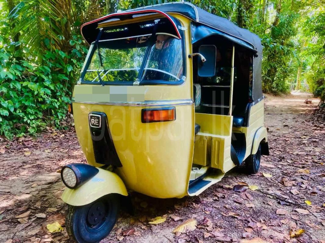 Bajaj Three Wheel 2000 - භාවිතා කරන ලද ත්‍රිරෝද රථය sale in Sri Lanka - patpat.lk