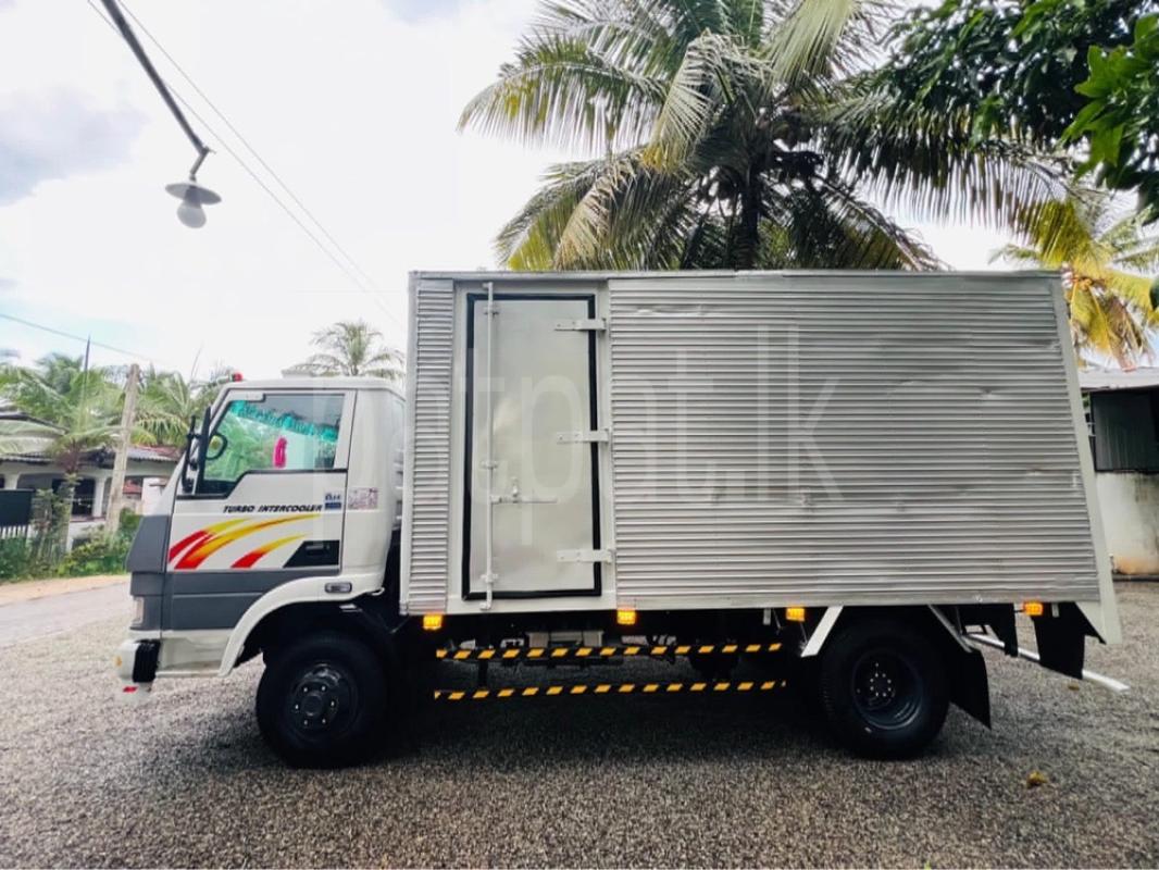 Advertisement image 4