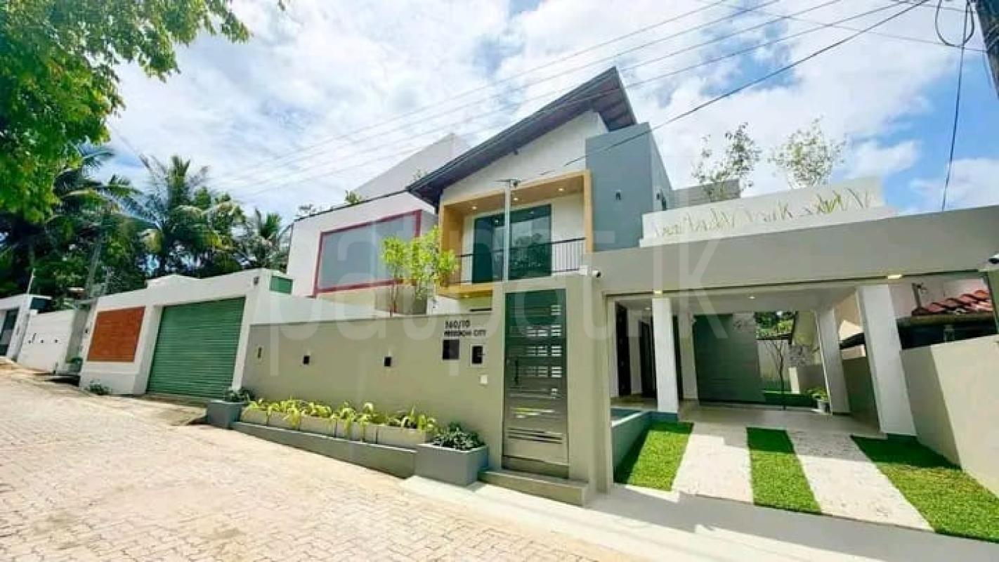 Advertisement image 5