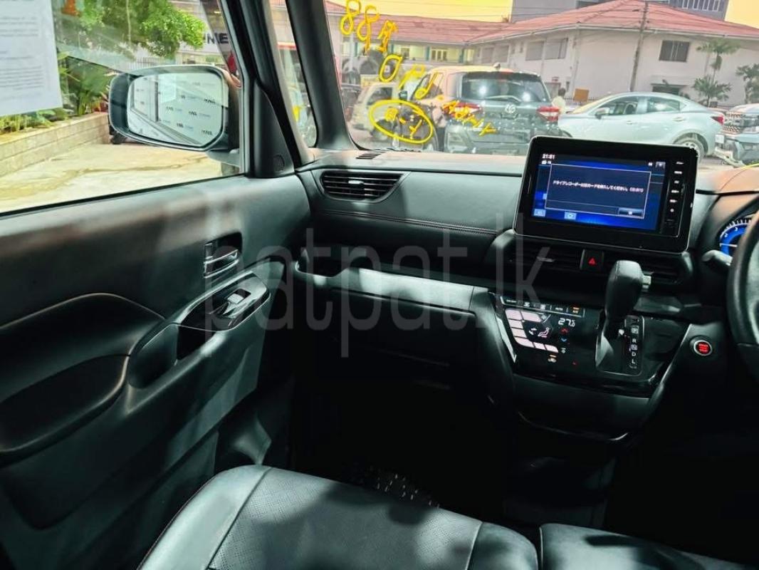 Advertisement image 6