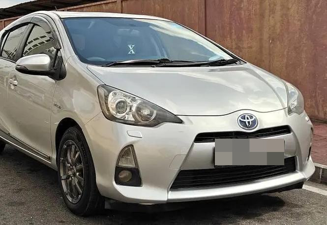 Toyota Aqua 2012 ads-image-1