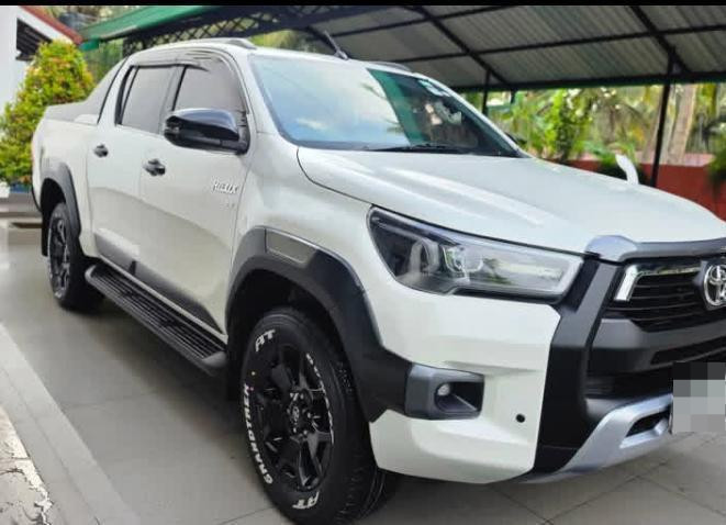 Toyota Hilux champ 2018 - භාවිතා කරන ලද භාණ්ඩ ප්‍රවාහන sale in Sri Lanka - patpat.lk