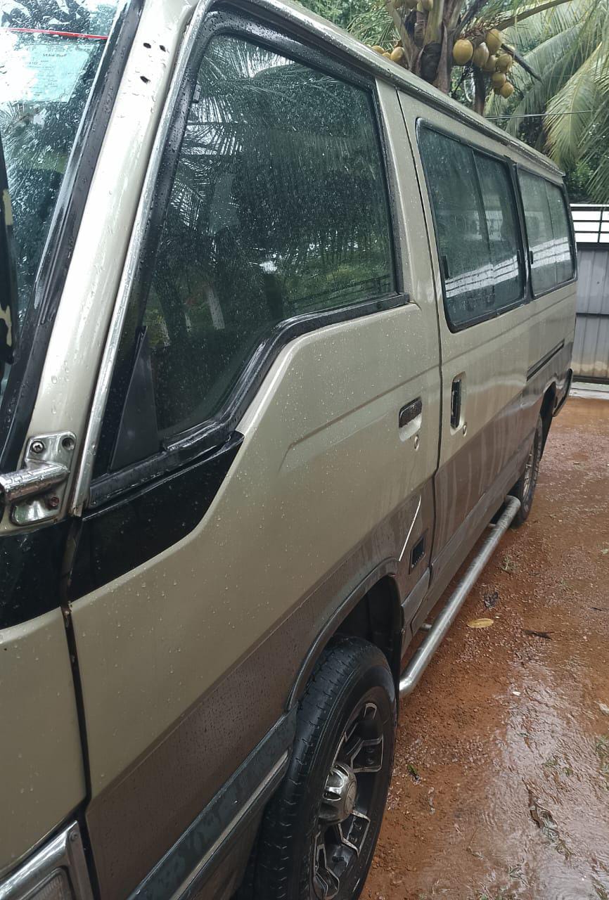 Nissan Caravan 1994 - Used Van sale in Sri Lanka - patpat.lk