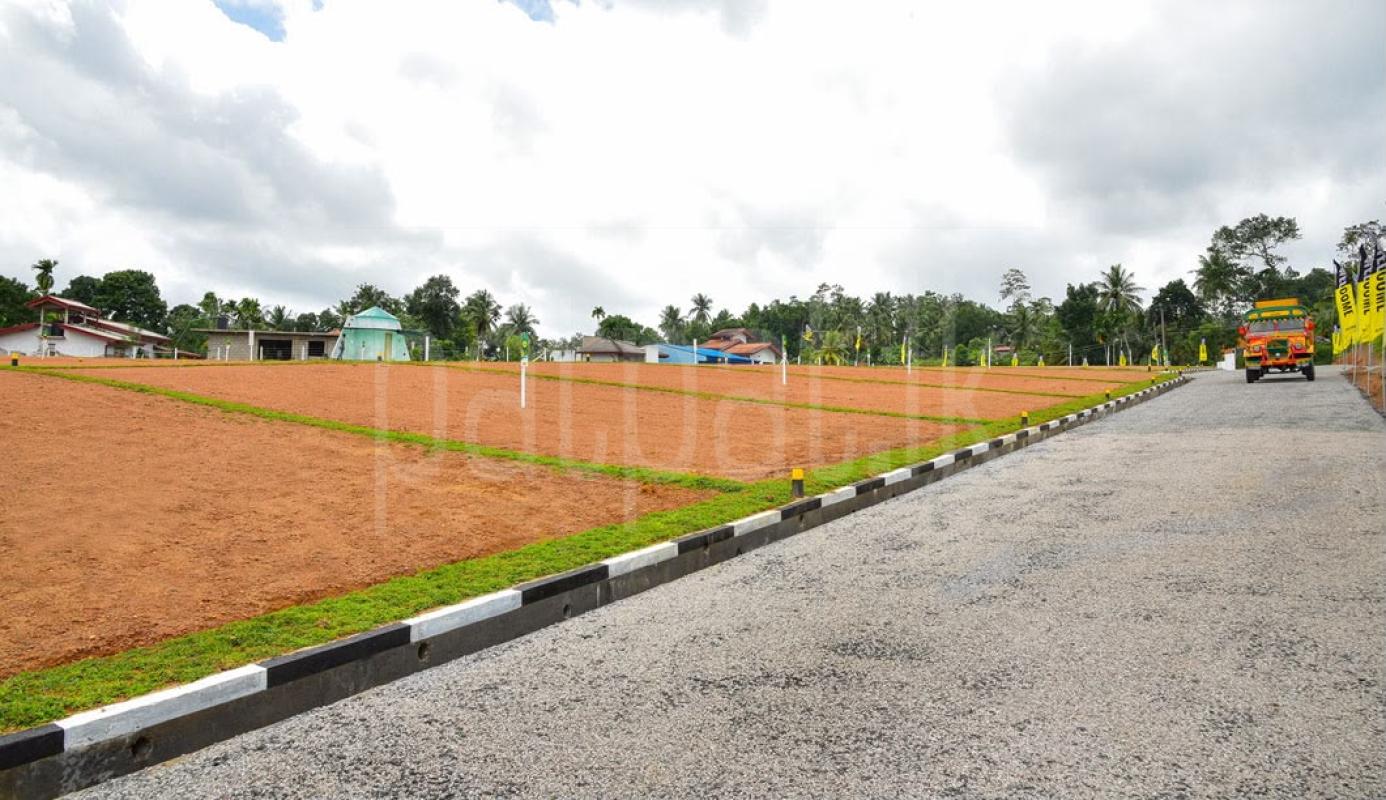 Residential Land for Sale in Homagama