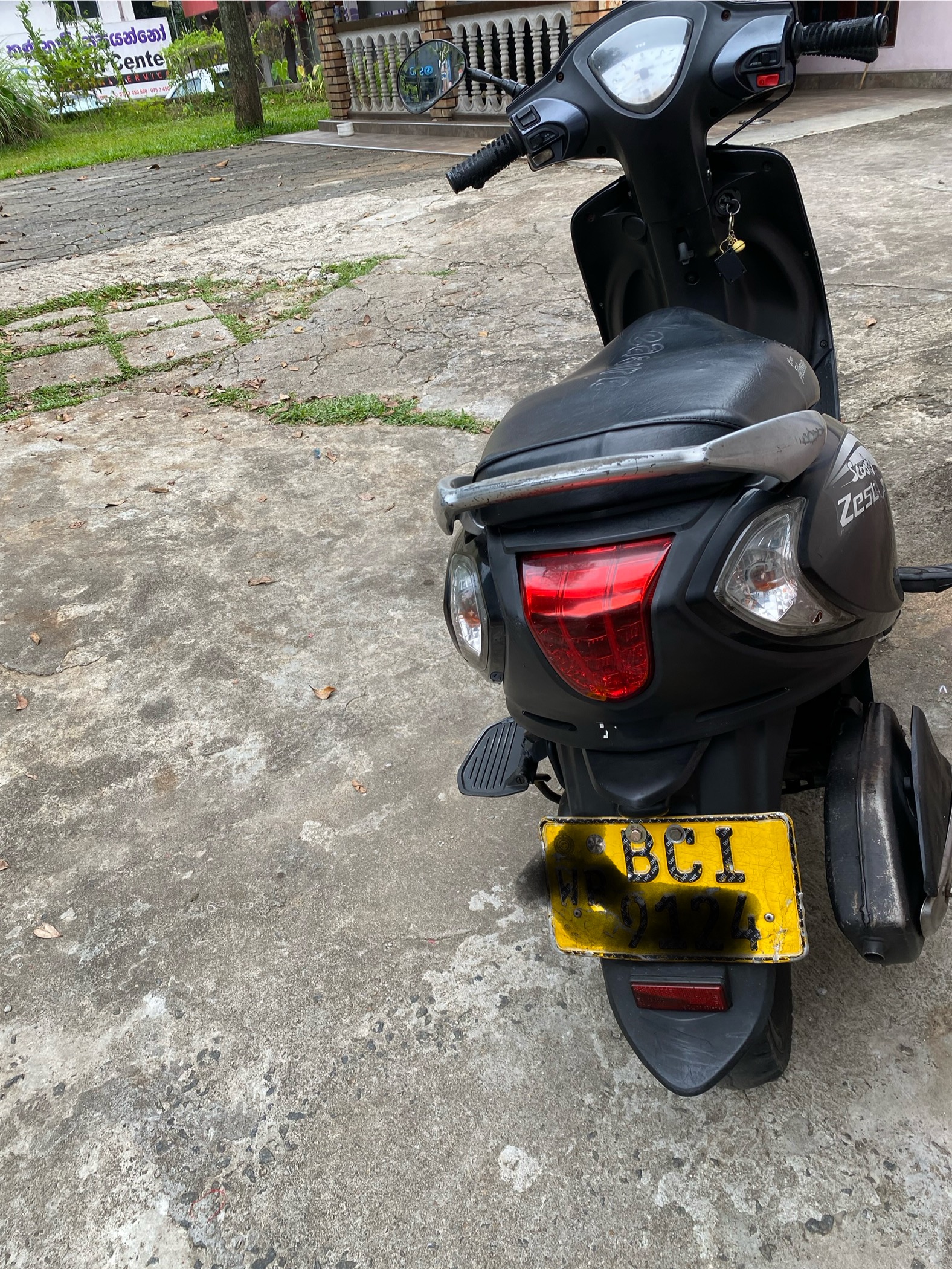 TVS Zest 2015 - Used Bike sale in Sri Lanka - patpat.lk