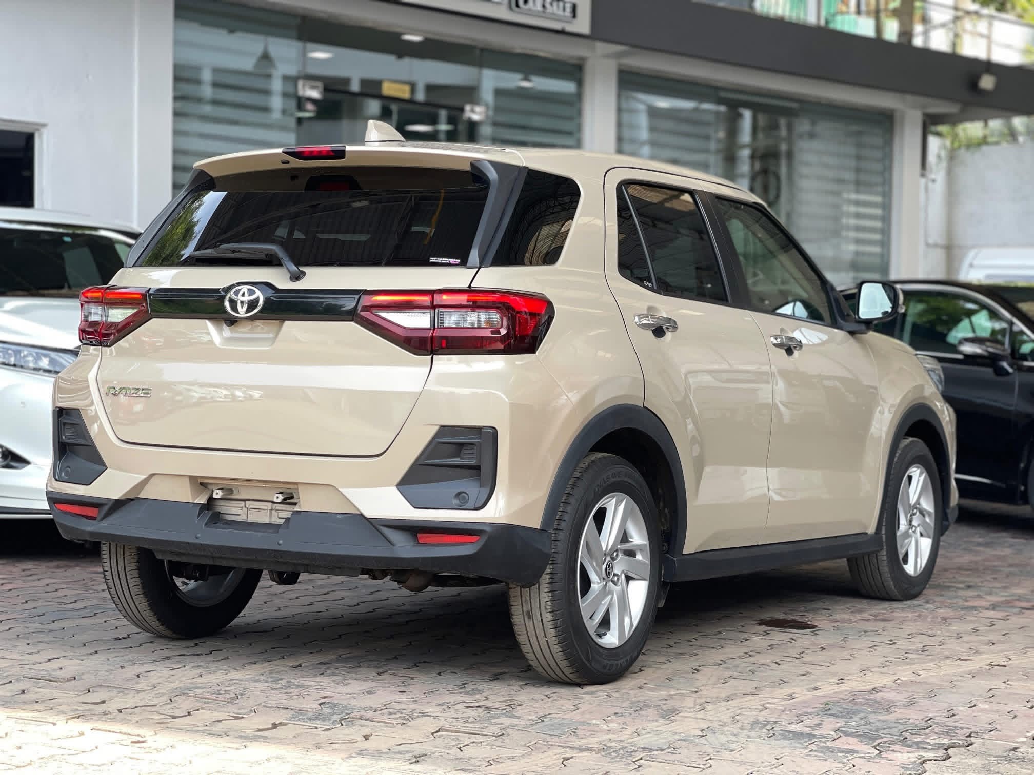 Advertisement image 4