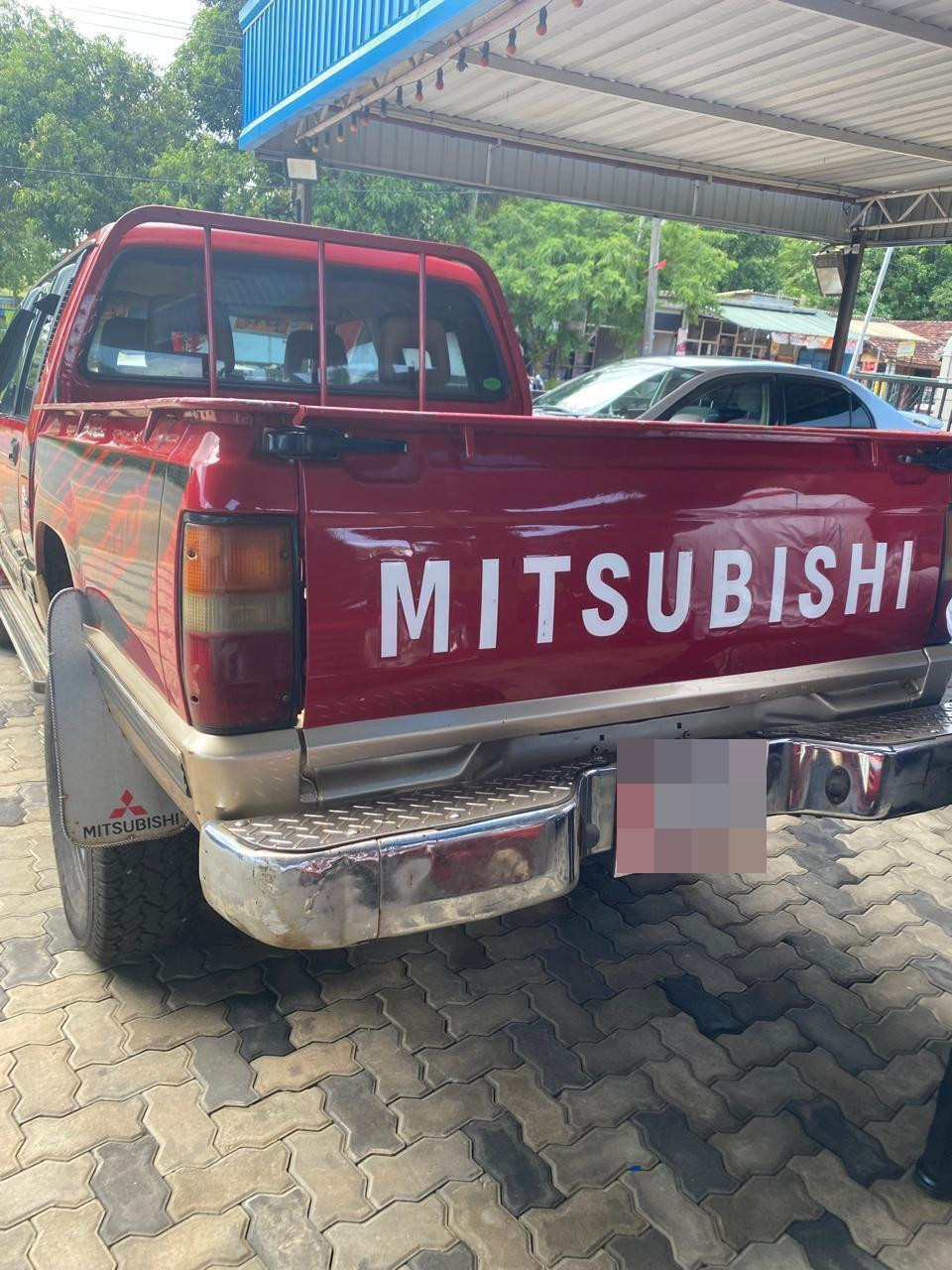 Mitsubishi Strada 2012 - பயன்படுத்தப்பட்டது சரக்கு போக்குவரத்து sale in Sri Lanka - patpat.lk