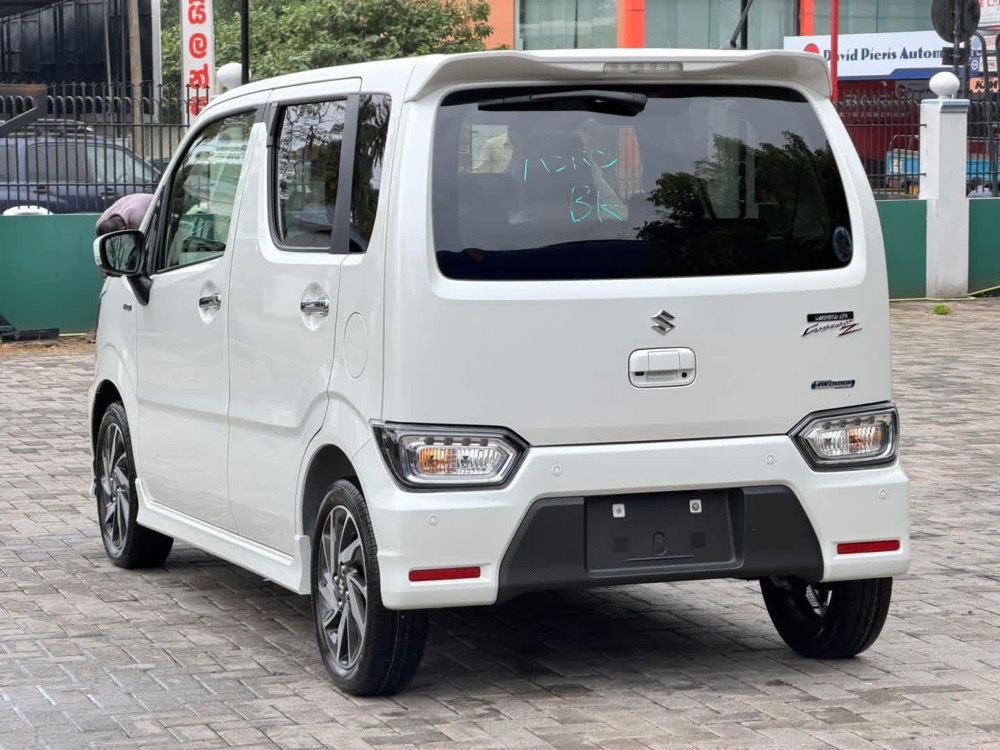 Advertisement image 3